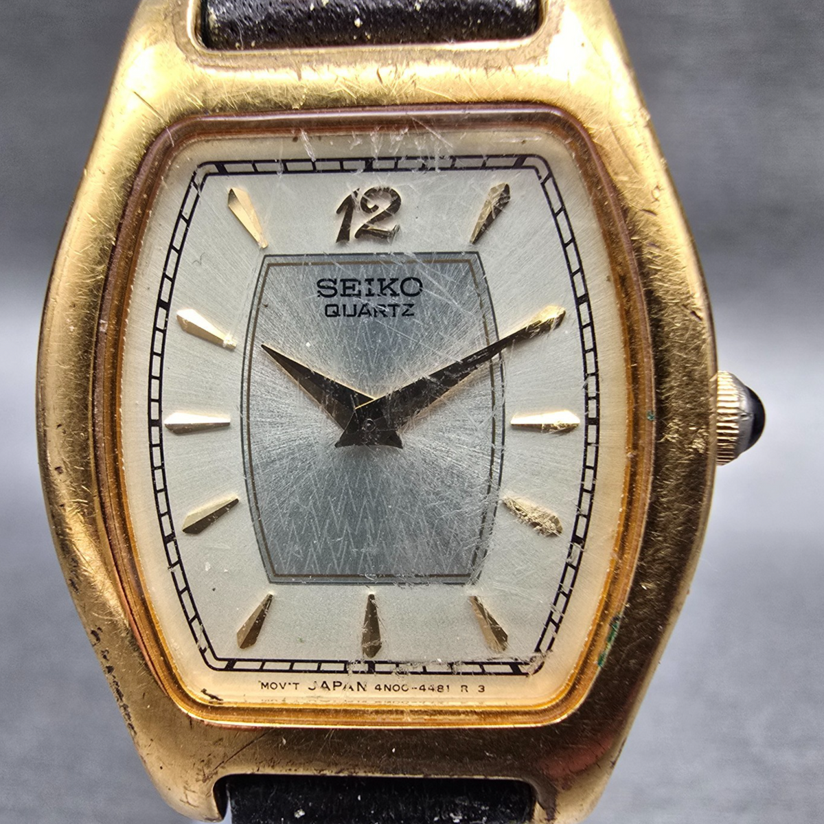 Seiko Watch Women 25mm Silver Dial Gold Tone Tonneau 4N00-6451 New Battery JP1