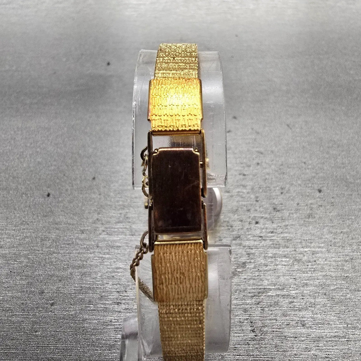 Seiko Watch Women 20mm Gold Dial Gold Tone Oval 1421-5710 New Battery Vintage7