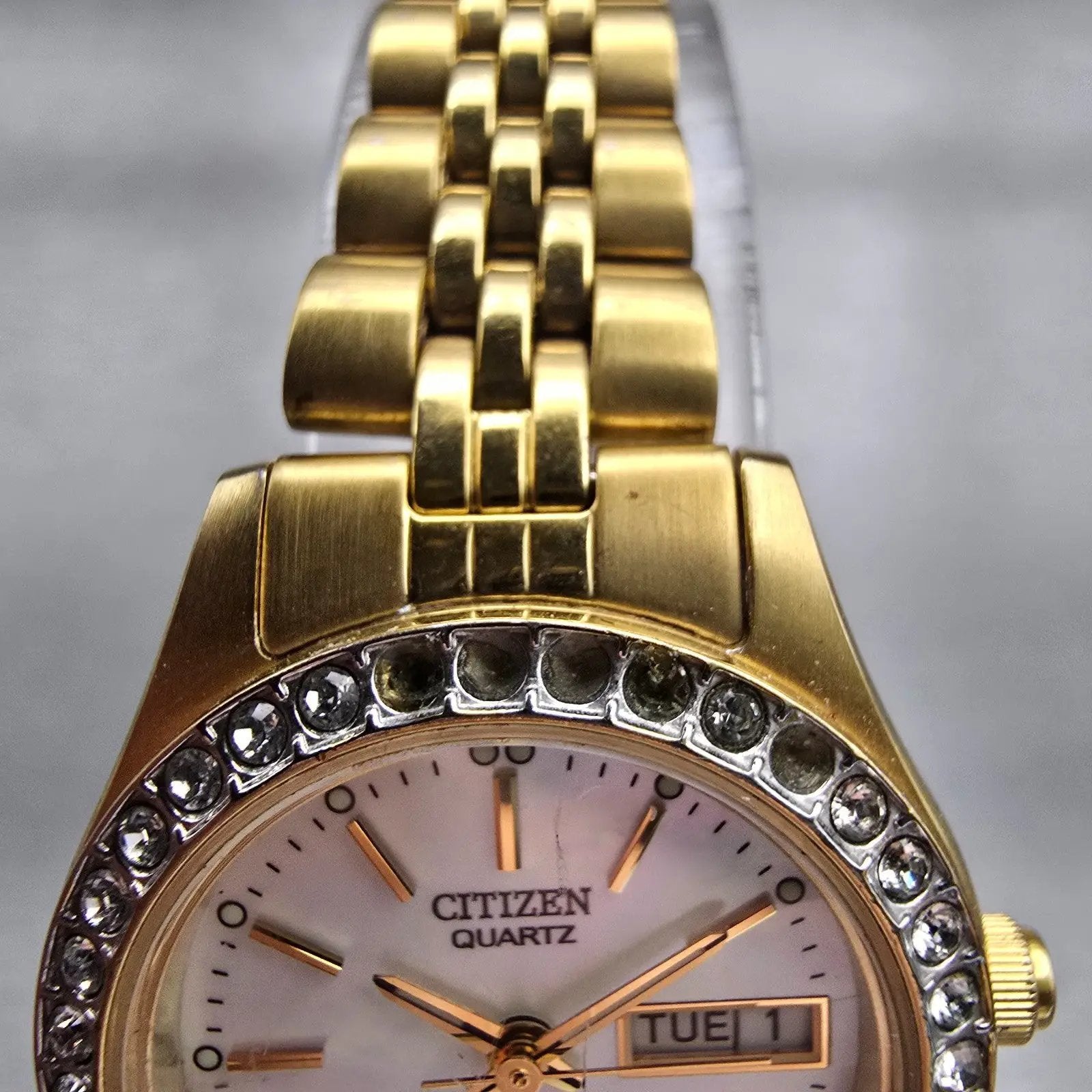 Citizen Watch Women 26mm MOP Dial Gold Tone Daydate Gemmed 1002-S044456 New Batt5