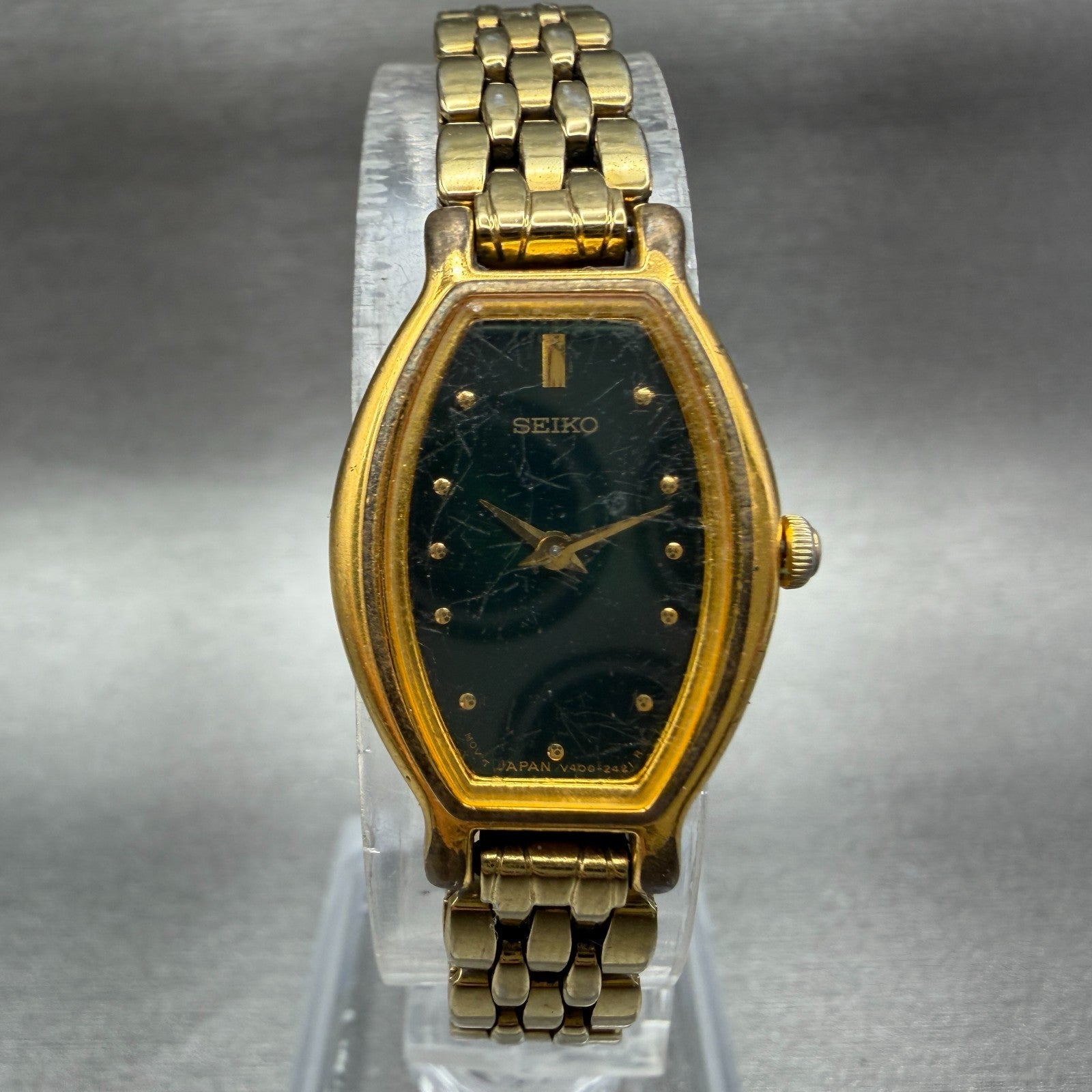 Seiko Watch Women 18mm Green Dial Gold Tone Oval V400-5779 New Battery Vintage0