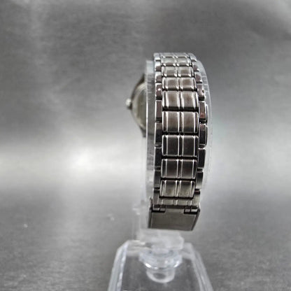 Ricoh Watch Women 26mm Silver Dial Silver Tone Date Round  New Battery8