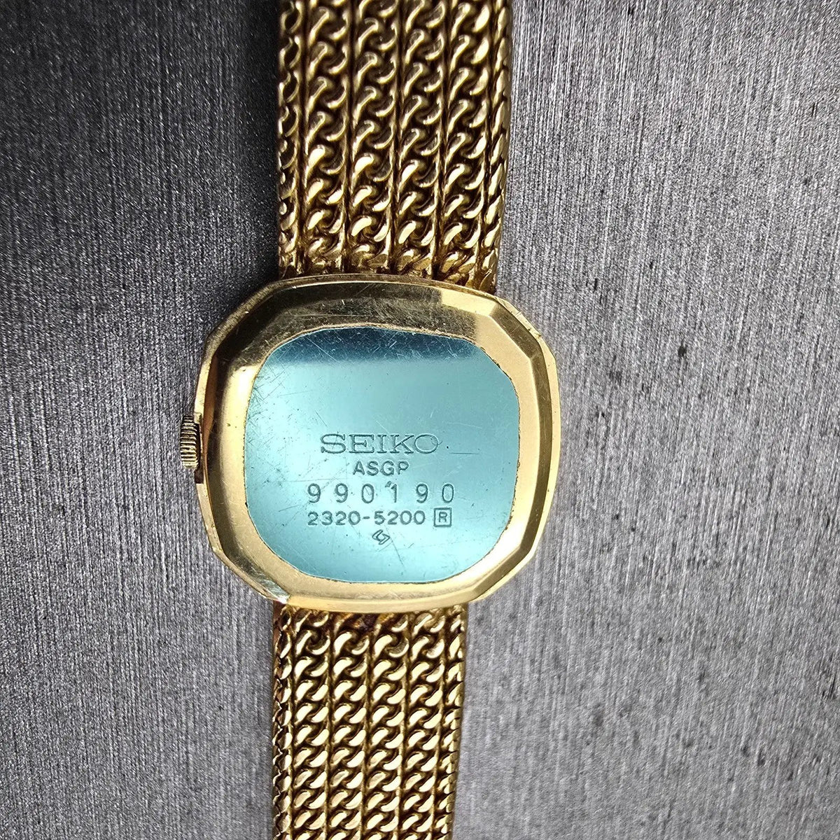 Seiko Watch Women 21mm Gold Dial Gold Tone Oval 2320-5200 New Battery Vintage10