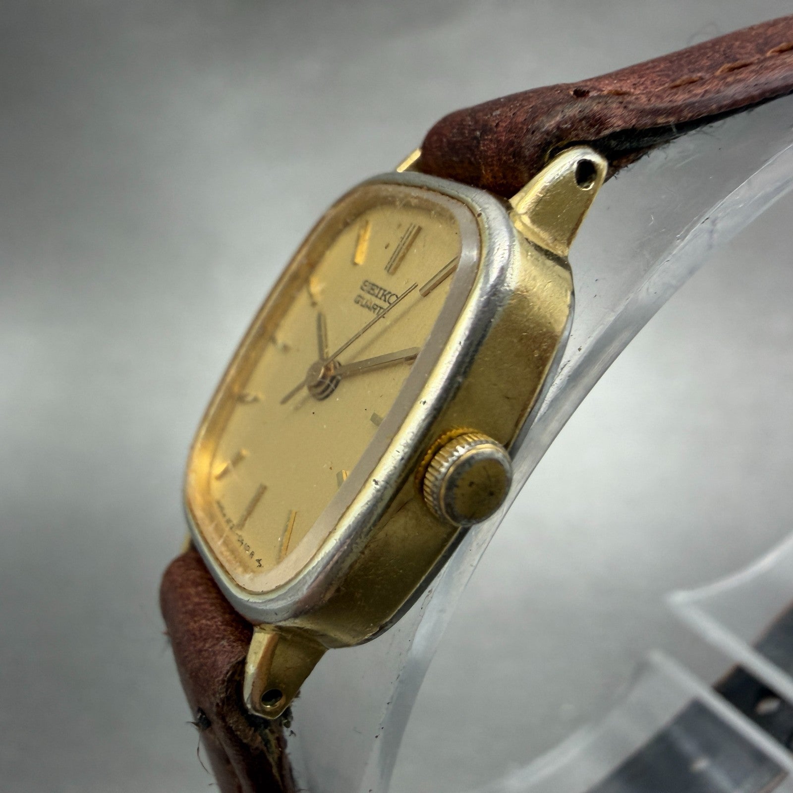 Seiko Watch Women 16mm Champagne Dial Gold Tone Rectangle 2C21-5139 New Battery2
