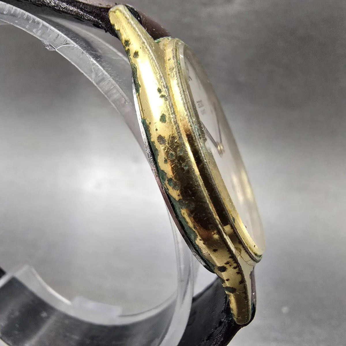 Seiko Watch Men 32mm White Dial Gold Round 7820-7030 New Battery Vintage3