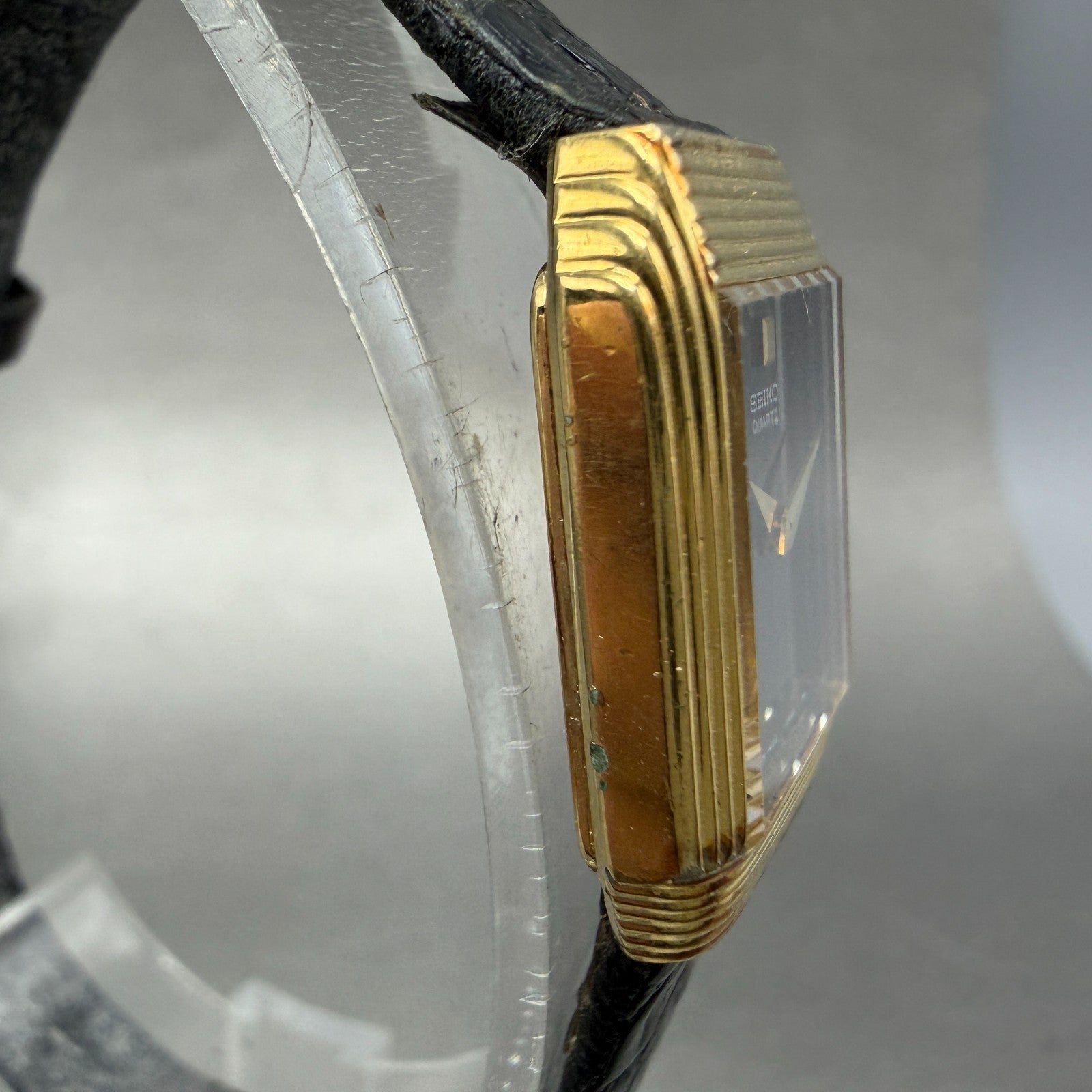 Seiko Tank Watch Women 19mm Black Dial Gold Tone Rectangle 1400-5410 New Battery3