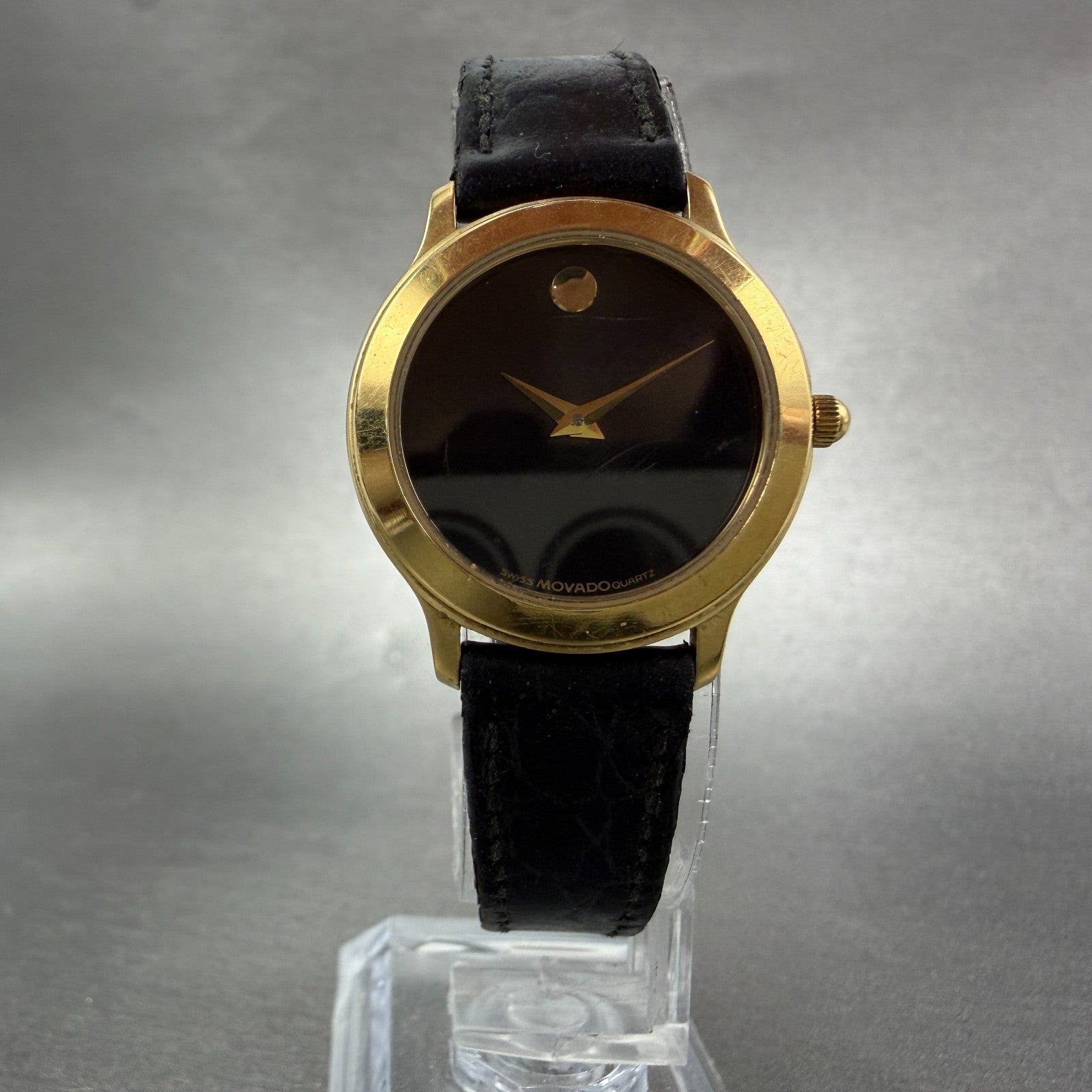 Movado Museum Watch Women 26mm Black Dial Gold Tone Round 87-E4-0814 New Battery5