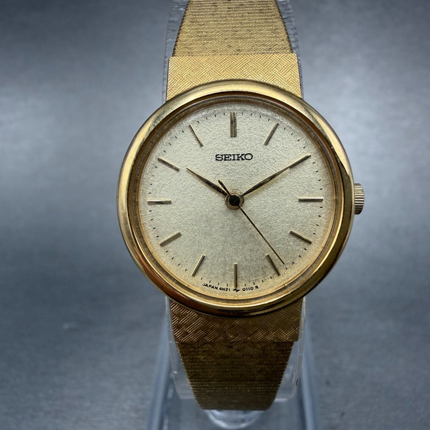 Seiko Watch Women 22mm Champagne Dial Gold Tone Round 4N21-0072 New Battery0
