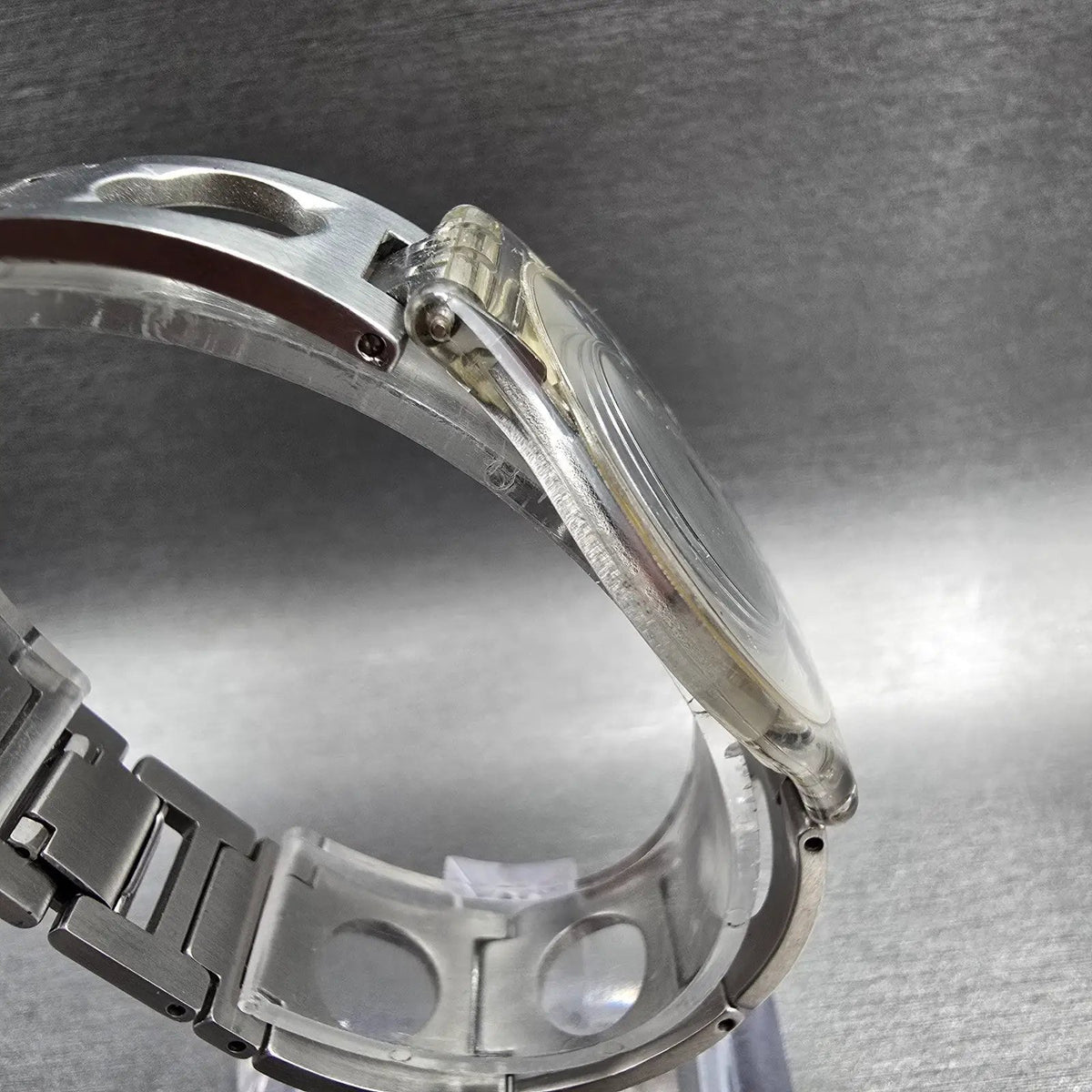 Swatch Skin Simple Like Watch Women 34MM Black Dial Clear Case SFK111G New Batt3