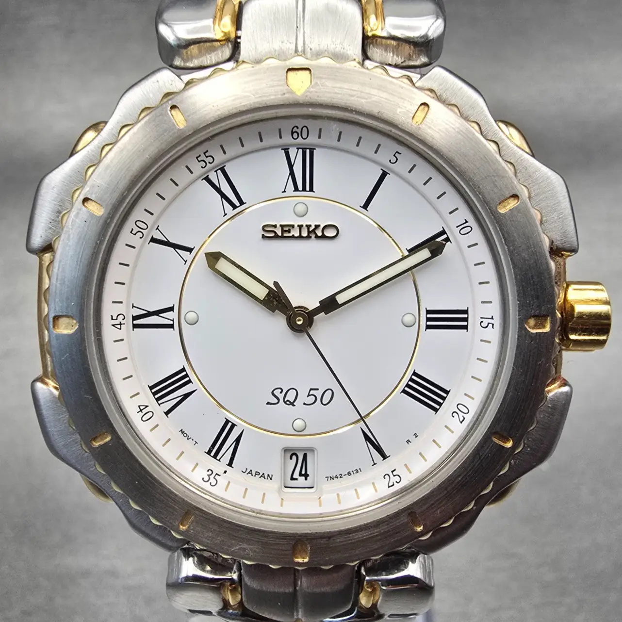 Seiko SQ Watch Men 36mm White Dial Two Tone Date Round 7N42-6090 New Battery VTG1