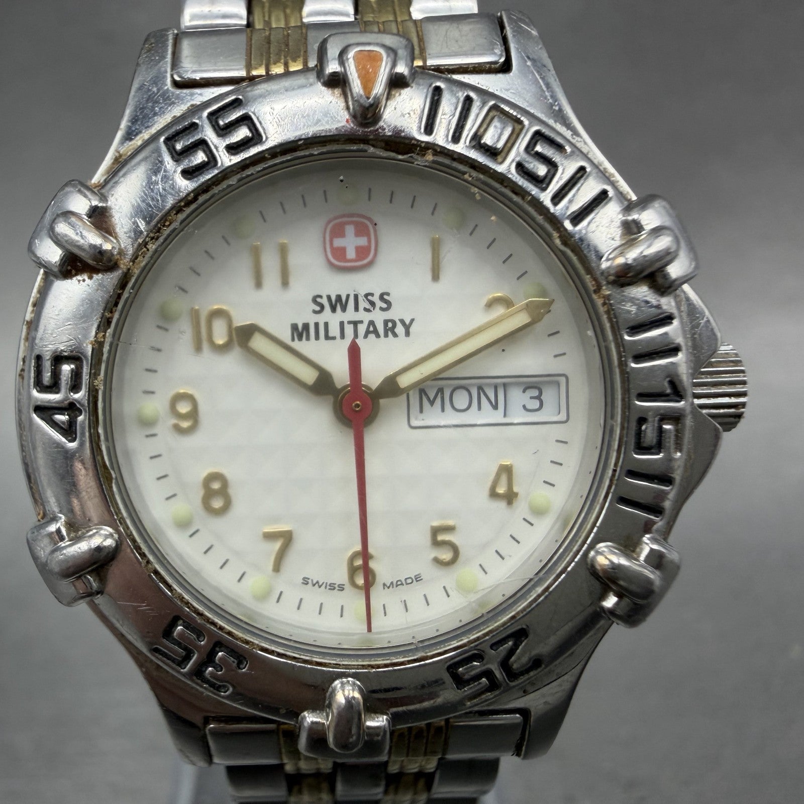 Swiss Military Watch Women 29mm White Dial Two Tone Daydate Round New Battery A11