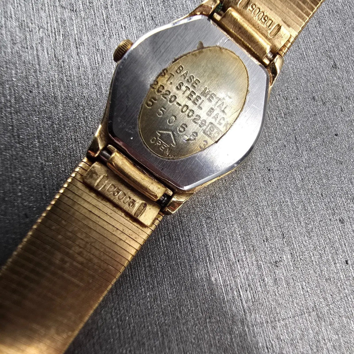 Seiko Watch Women 19mm Champagne Dial Gold Tone Round 2C20-0029 New Battery JP2310