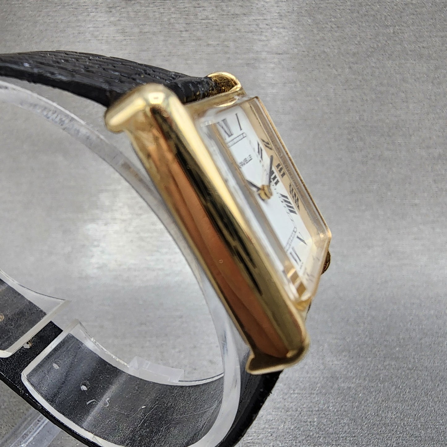 Bulova Caravelle Tank Watch Women 23mm White Dial Gold Tone Rectangle Manual3