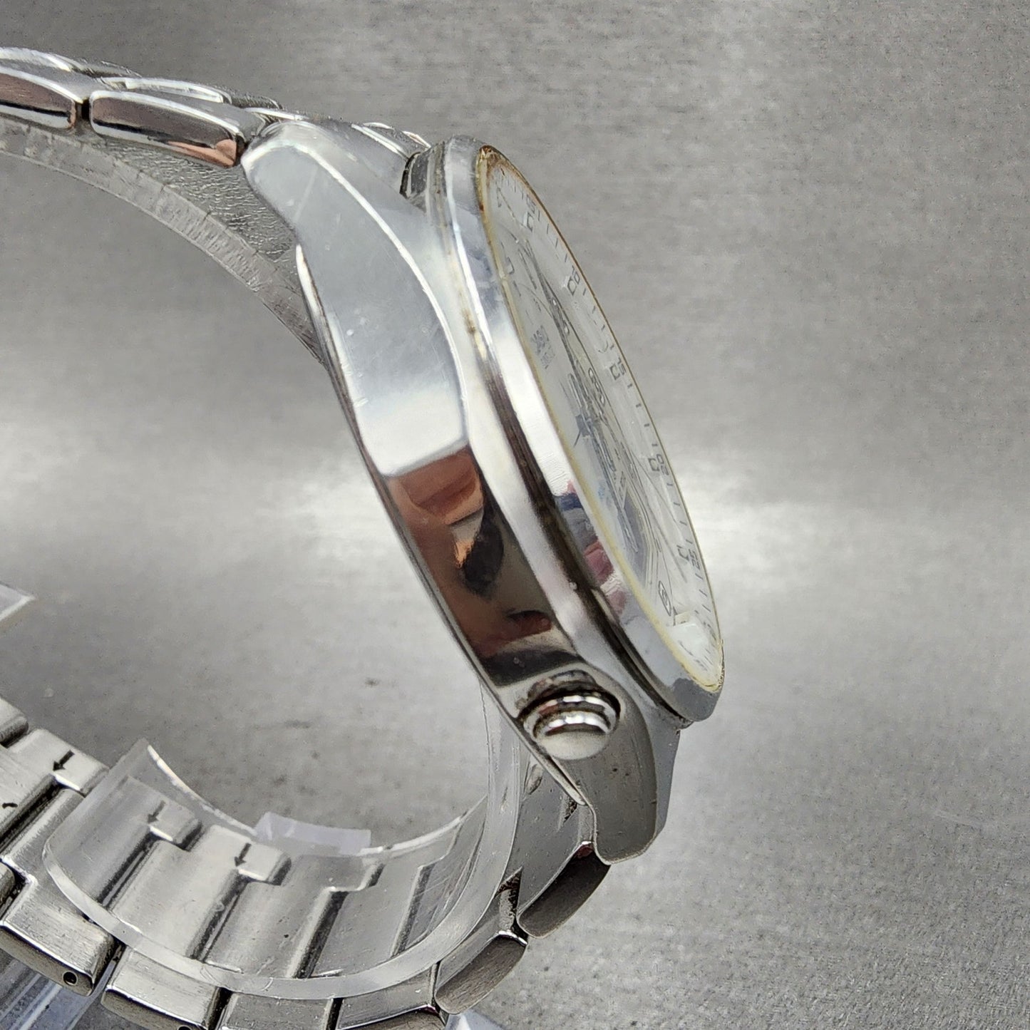 Casio Lineage Watch Men 40mm White Dial Silver Tone Analog Digital Solar Runs3