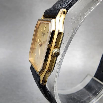 Seiko Tank Watch Women 19mm Champagne Dial Gold Tone 73215240 New Battery2