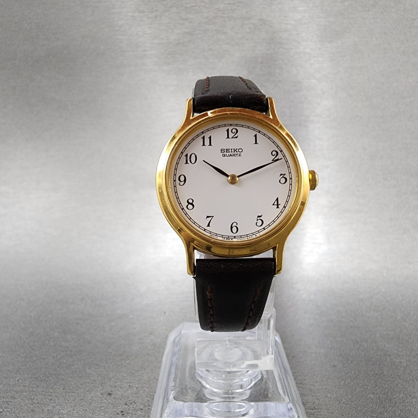 Seiko Watch Women 26mm White Dial Gold Tone Round V7006091 New Battery B12345