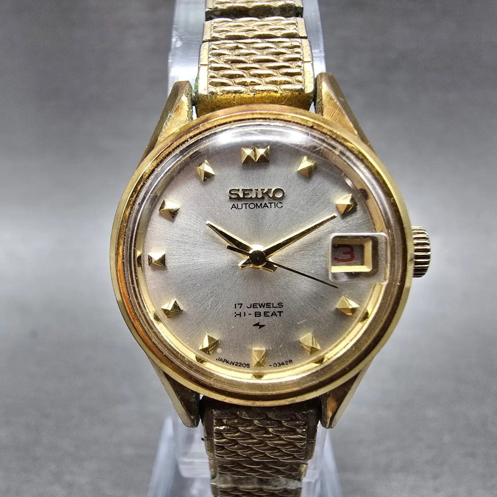 Seiko Automatic Watch Women 23mm Silver Dial Gold Tone Date 2205-0259 Runs0