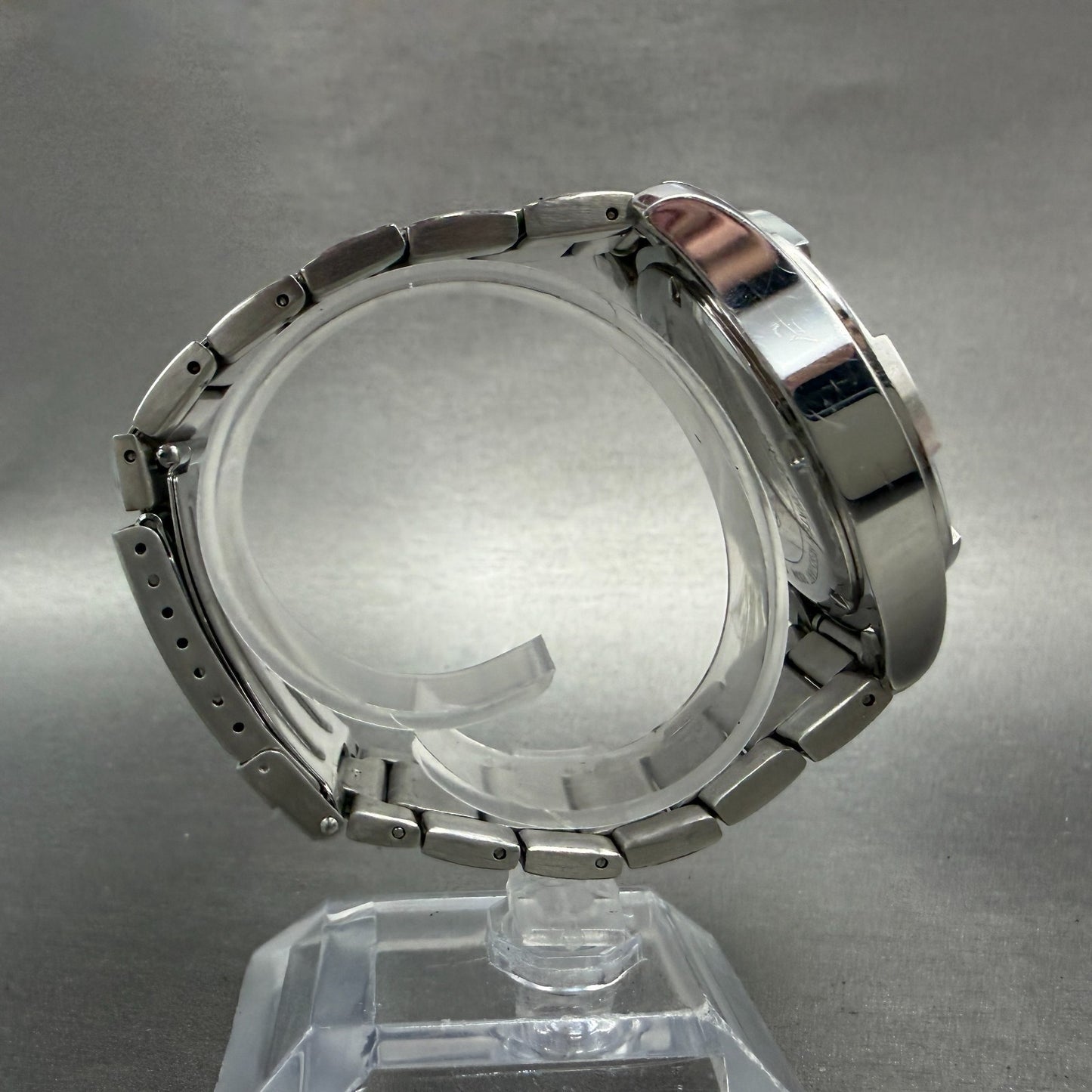 Wenger Swiss Military Dive Watch Men 42mm Black Dial Steel Date 79139 PARTS10