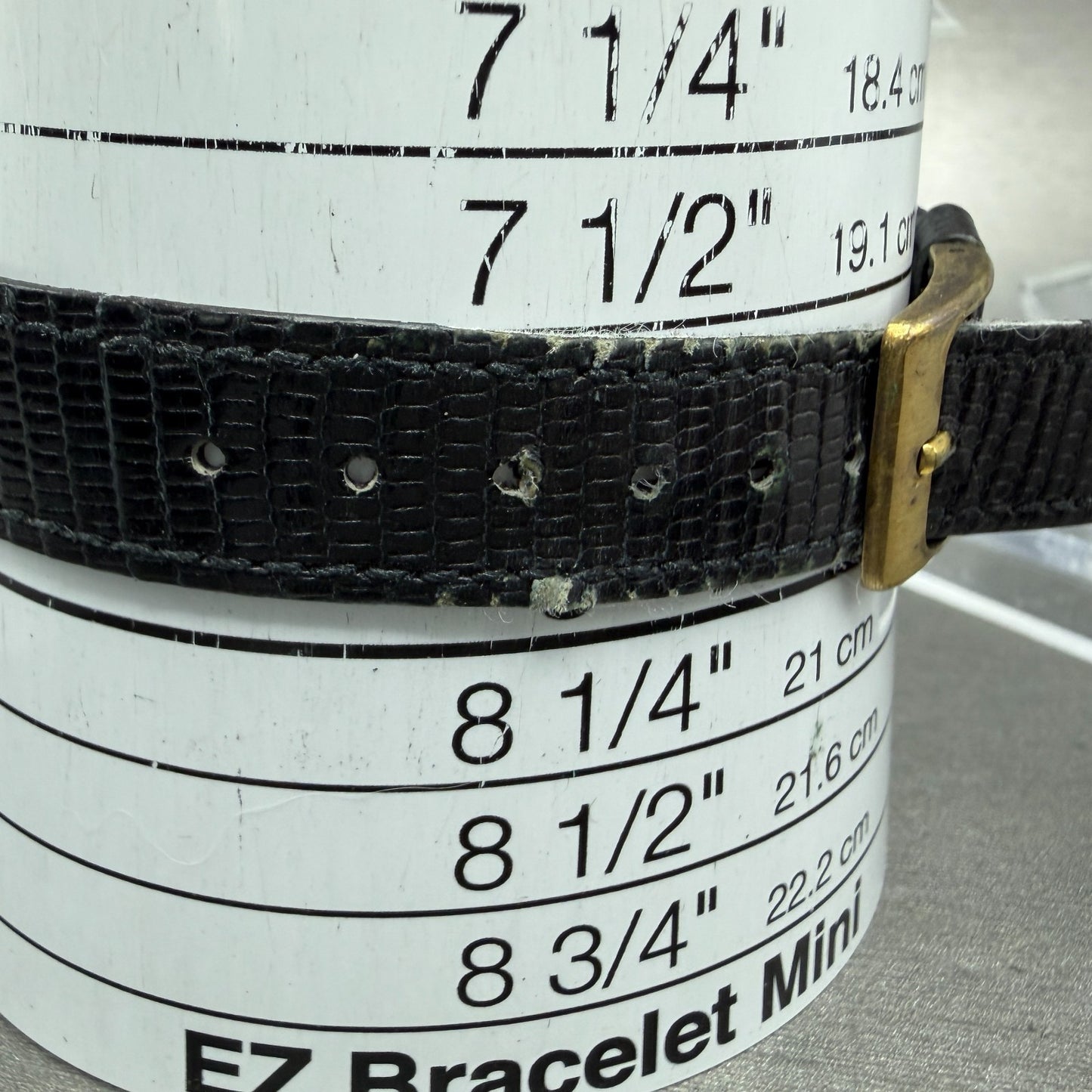 Citizen CQ Tank Watch Men 26mm Black Dial Black & Gold Tone 2820-261399 PARTS11