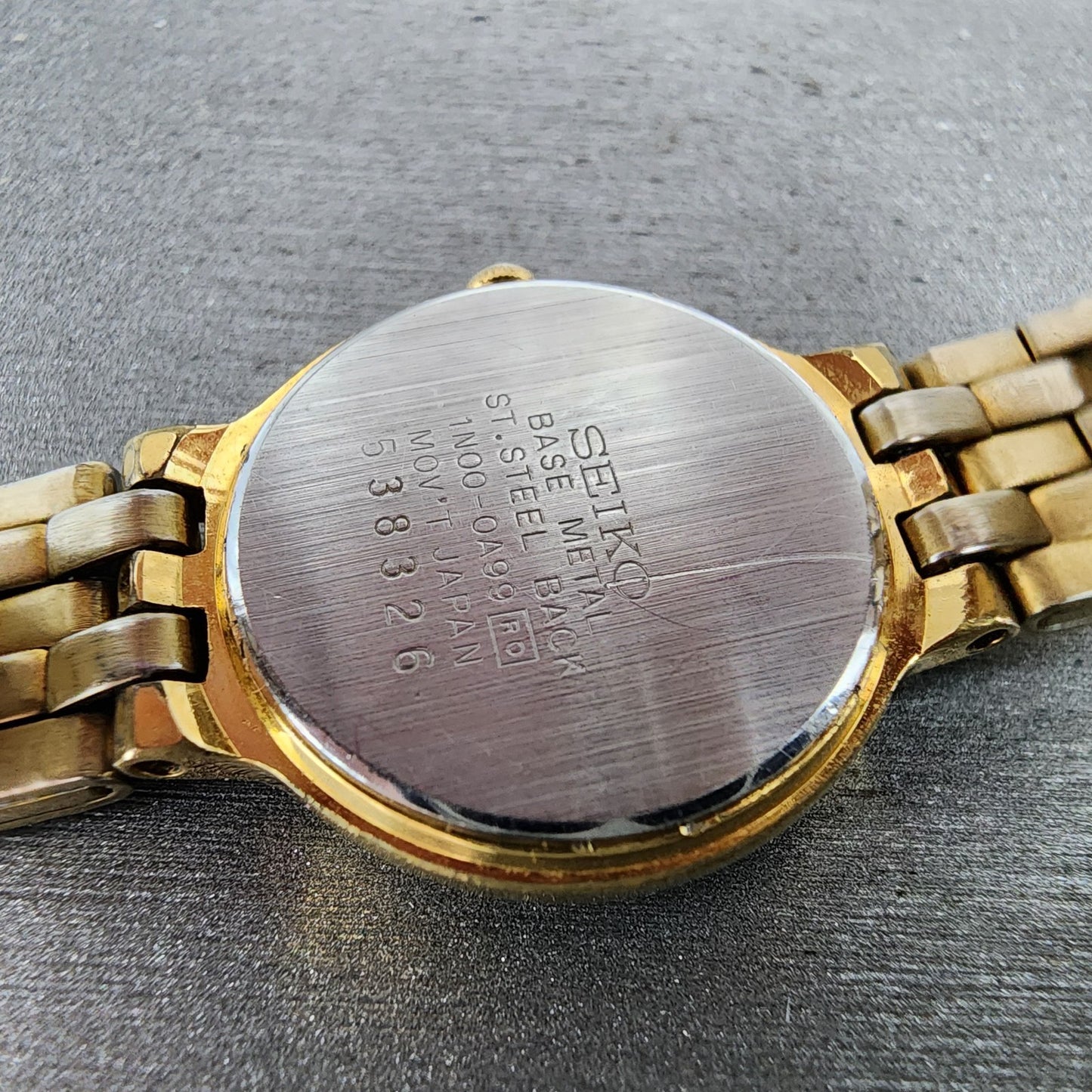 Seiko Watch Women 22mm White Dial Gold Tone Round 1n000a99 New Battery9