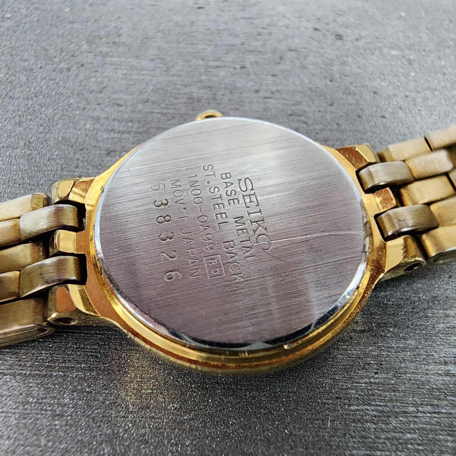 Seiko Watch Women 22mm White Dial Gold Tone Round 1n000a99 New Battery9