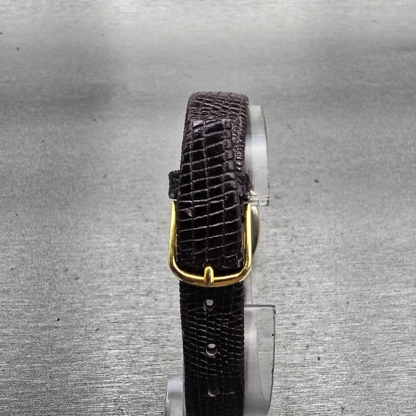 Seiko Watch Women 21mm White Dial Gold Tone Oval 7321-5090 New Battery Vintage7