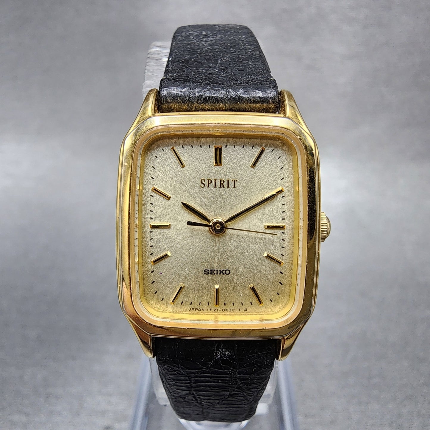 Seiko Spirit Tank Watch Women 20mm Gold Dial Gold Tone 1F215b20 New Battery0