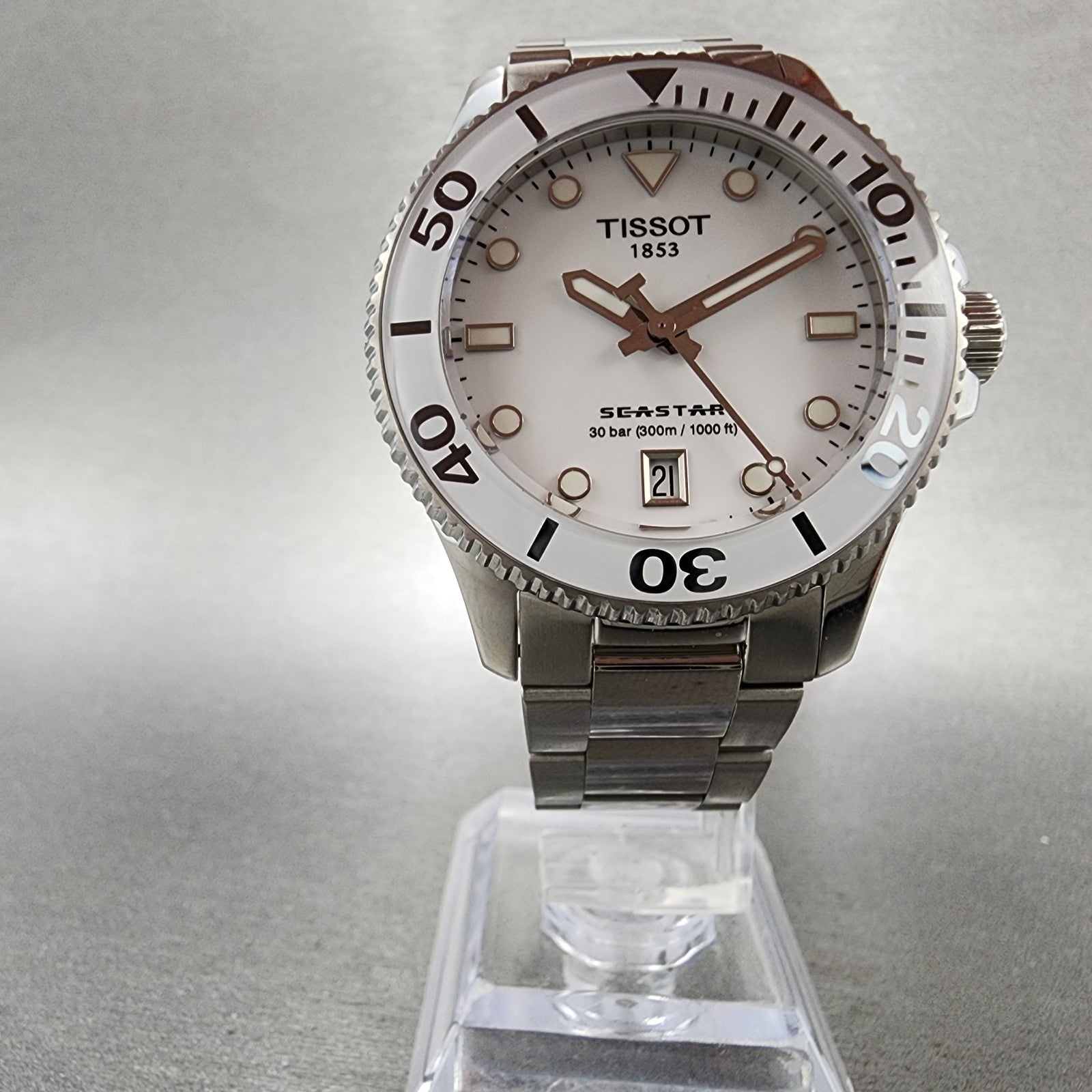 Tissot Seastar Dive Watch Women 35mm White Dial Steel Date Round New Battery5