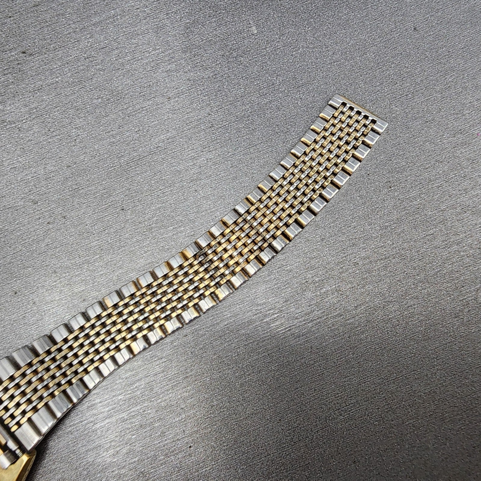 Seiko Lord quartz Watch Men 34mm Cream Dial Gold Tone Daydate 78537010 PARTS9