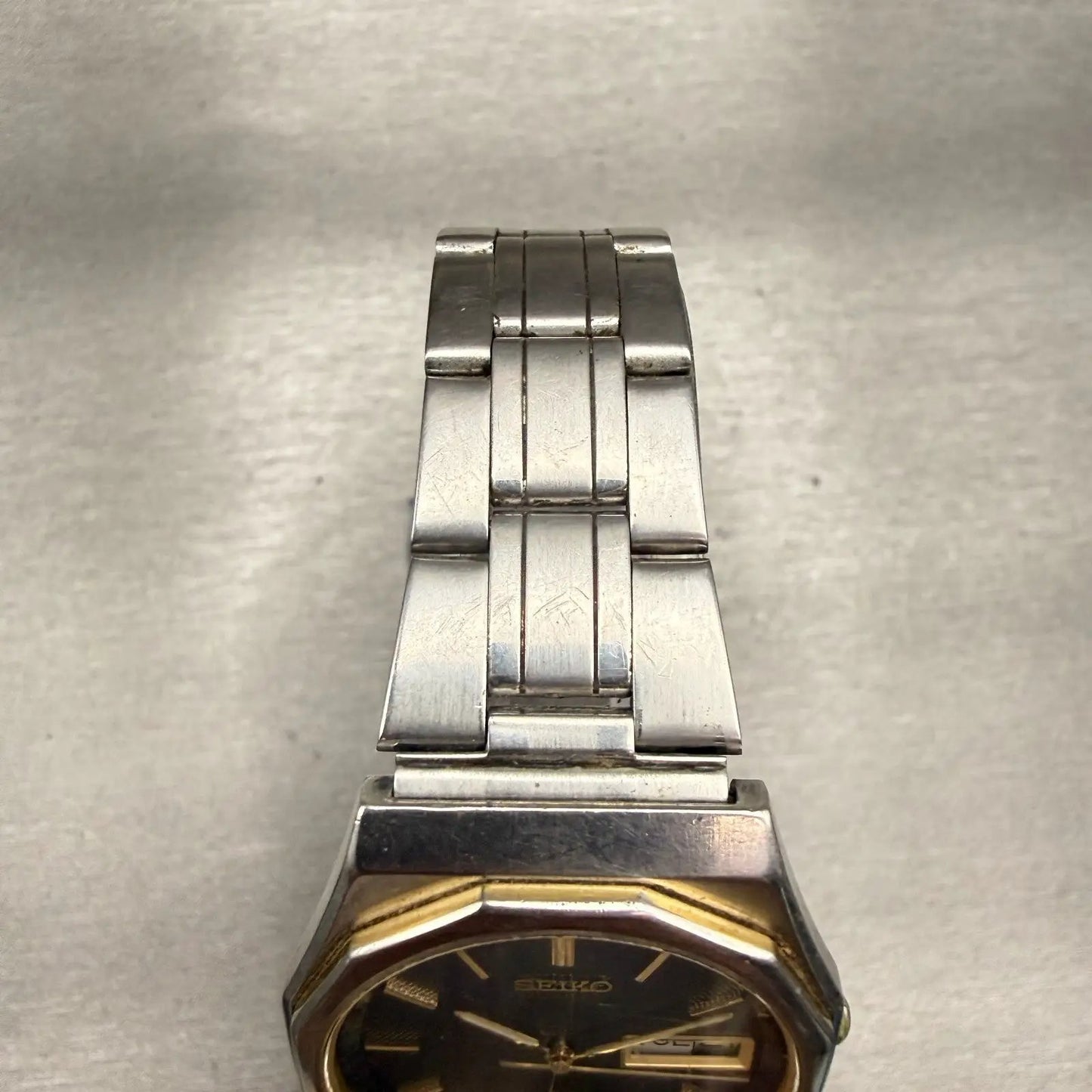 Seiko Watch Men 33mm Gray Dial Silver Tone Round 8C23-6059 New Battery VTG4