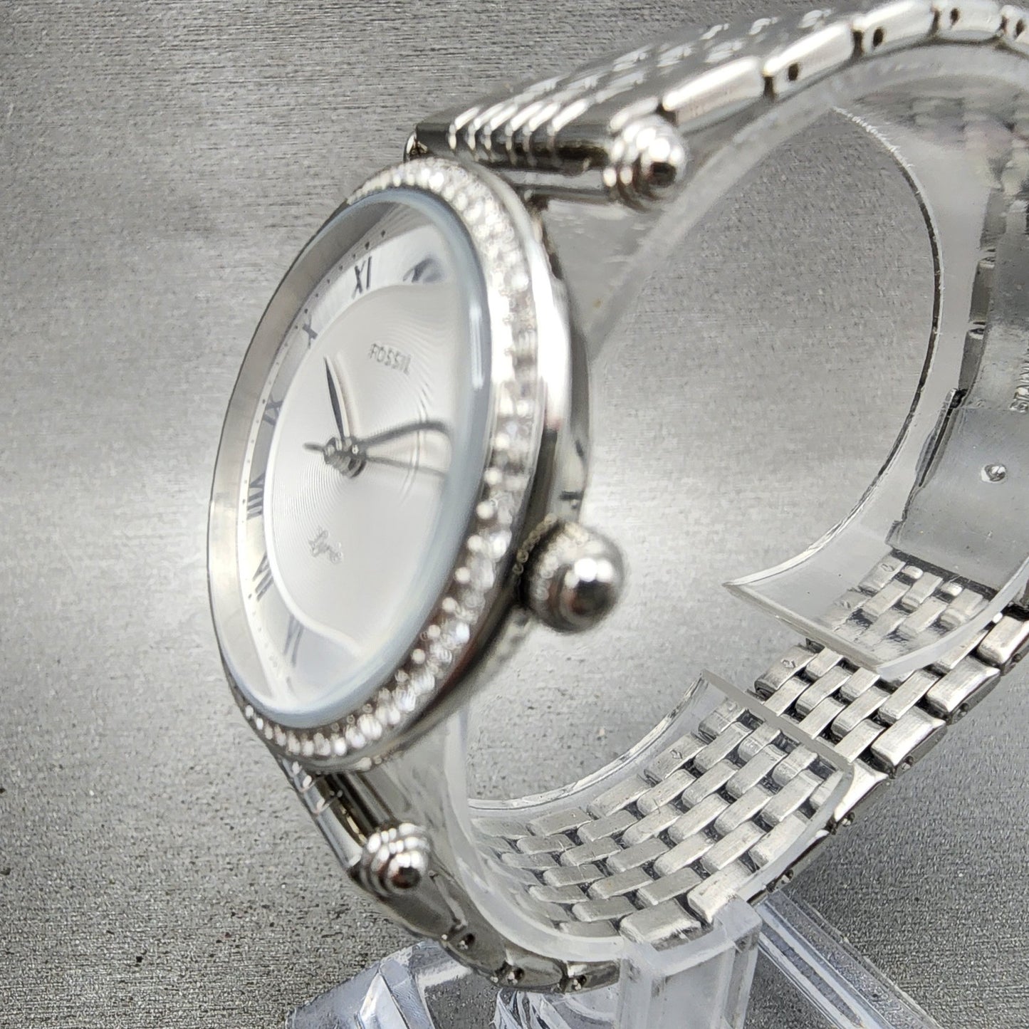 Fossil Lyric Watch Women 32mm Silver Dial Silver Tone ES4712 New Battery2