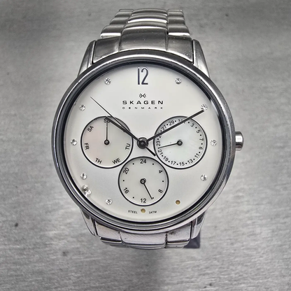 Skagen Watch Women 32mm MOP Dial Silver Tone Daydate Round 990SSX New Battery0