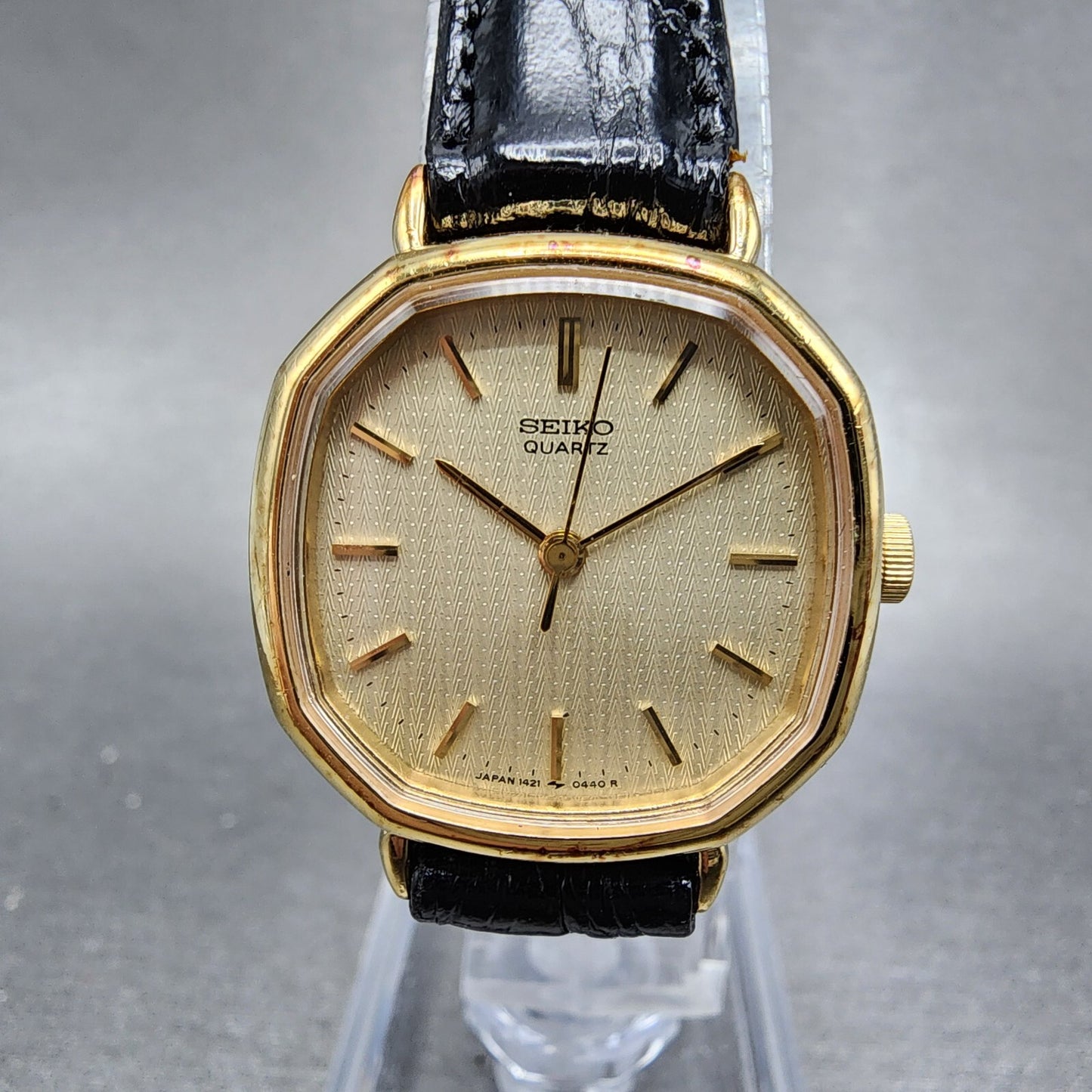Seiko Watch Women 24mm Champagne Dial Gold Tone Octagon 14215240 New Battery0