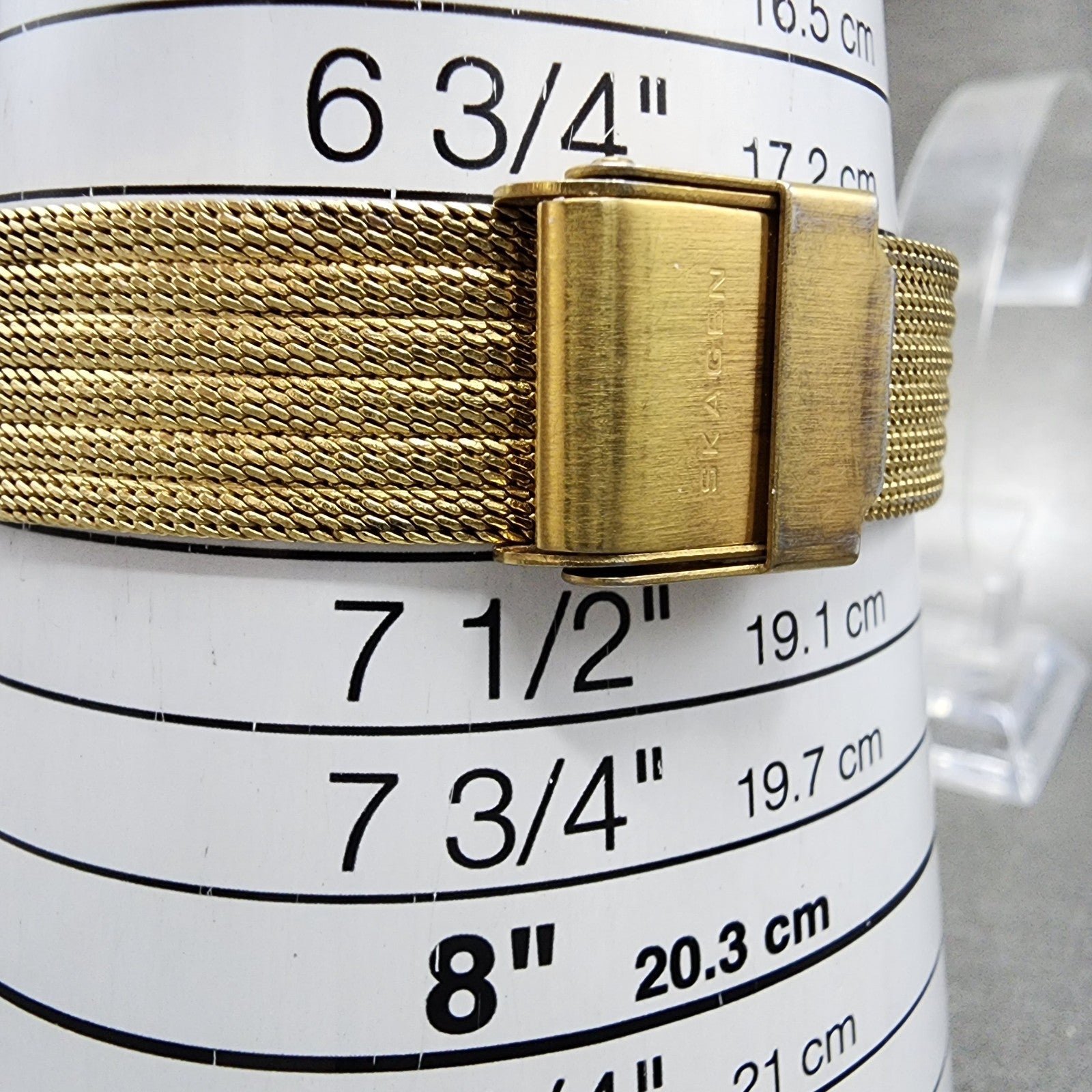 Skagen Tank Watch Women 22mm Champagne Dial Gold Tone Rectangle New Battery10