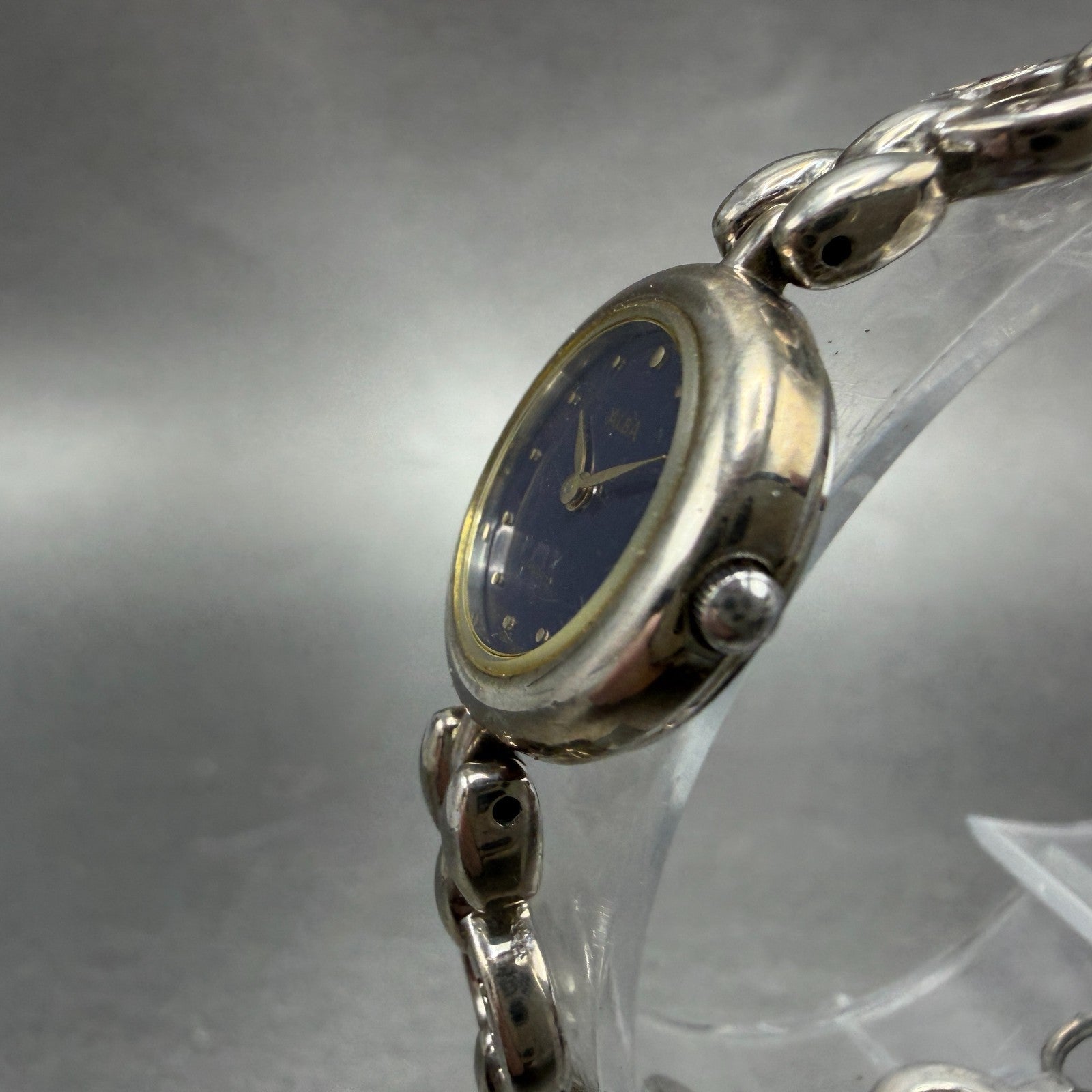 Seiko Alba Watch Women 19mm Blue Dial Silver Tone Round Y150-0G30 New Battery2