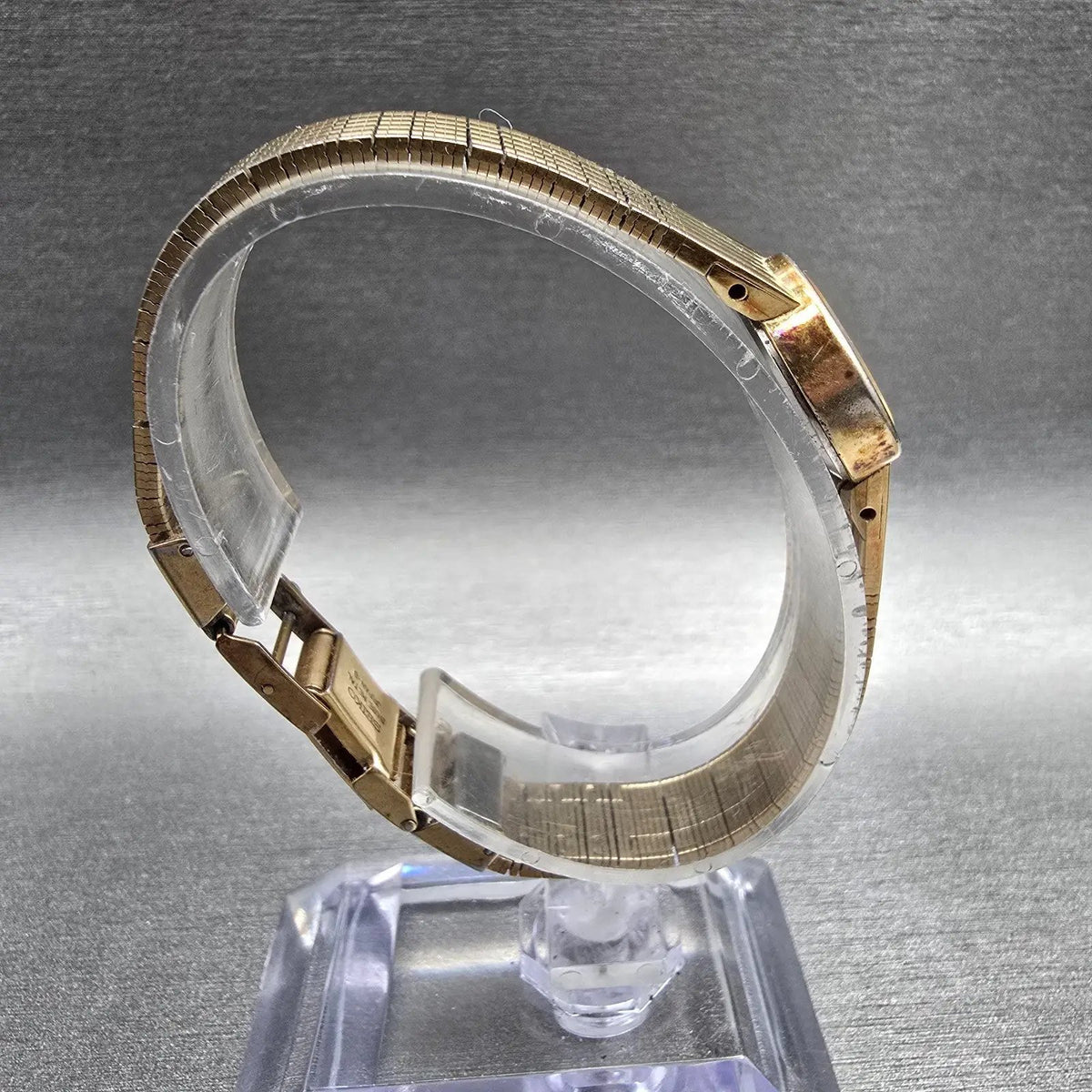 Seiko Watch Women 17mm Gold Dial Gold Tone Round 1E20-0069 New Battery Vintage8
