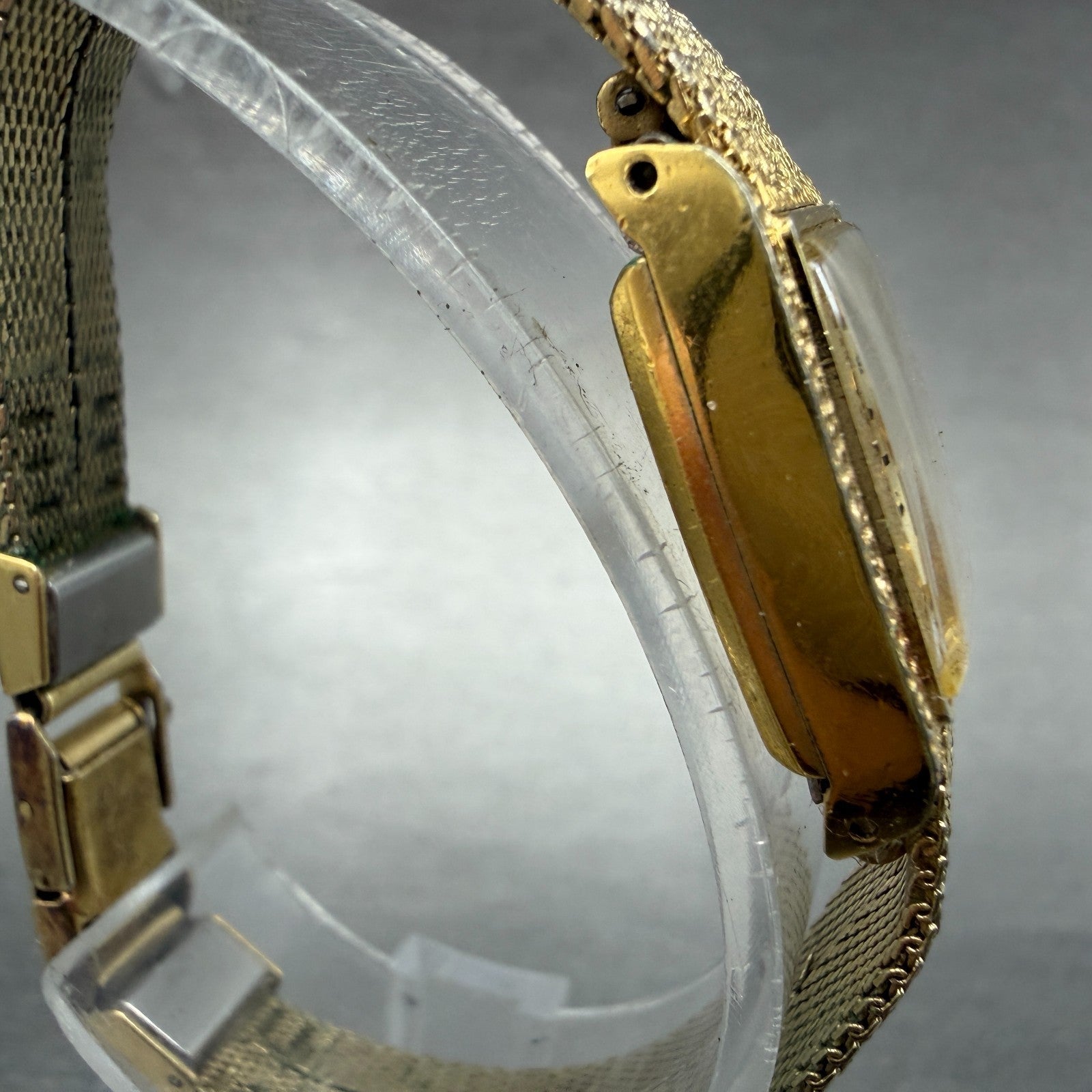 Seiko Tank Watch Women 15mm Champagne Dial Gold Tone Manual 11-3189 Runs 76H3