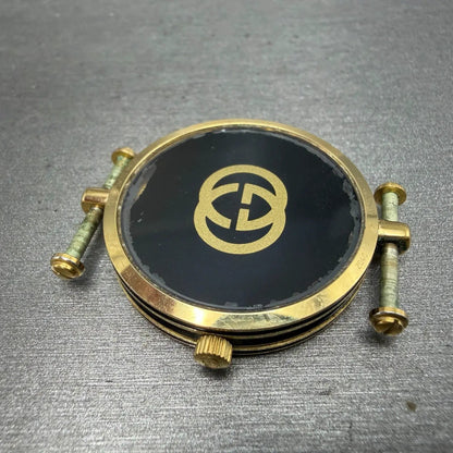 Gucci 2040M Watch Men 30mm Black Dial Gold Tone Round Roman Numerals New Battery8