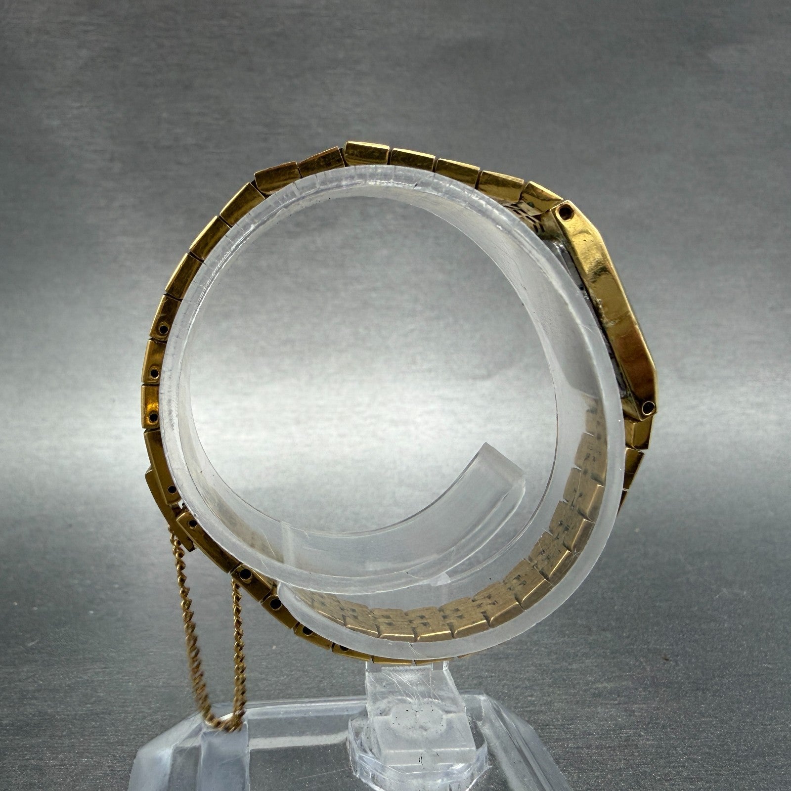 Seiko Tank Watch Women 12mm Champagne Dial Gold Tone 2E20-5559 New Battery VTG 29
