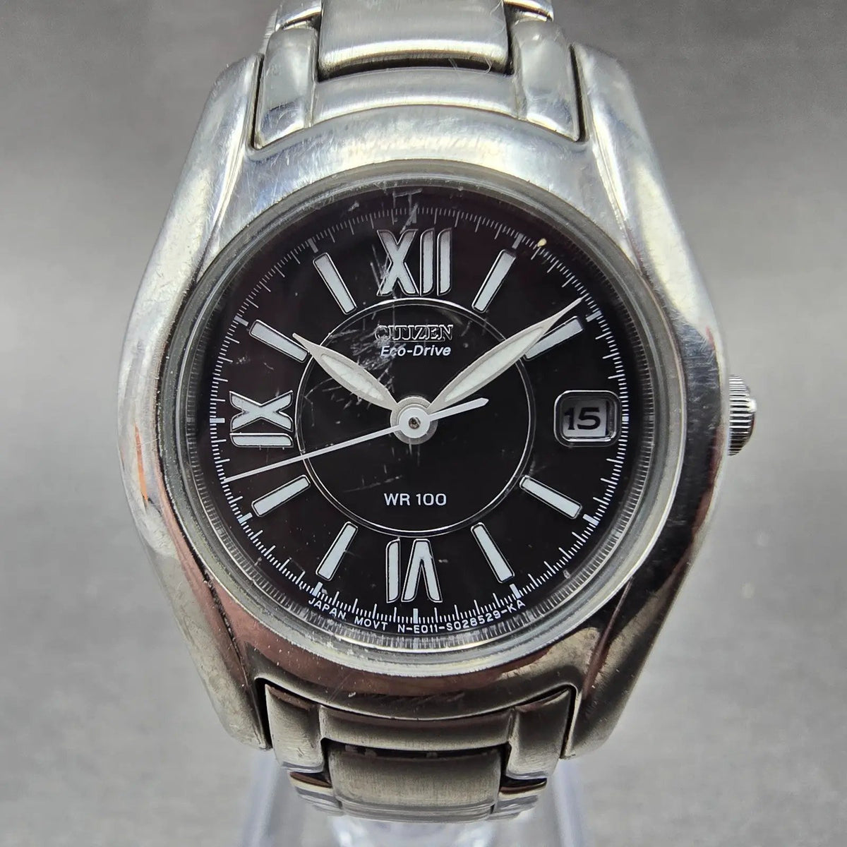 Citizen Watch Women 25mm Black Dial Silver Tone Date Round E011-S015502 Runs JP90