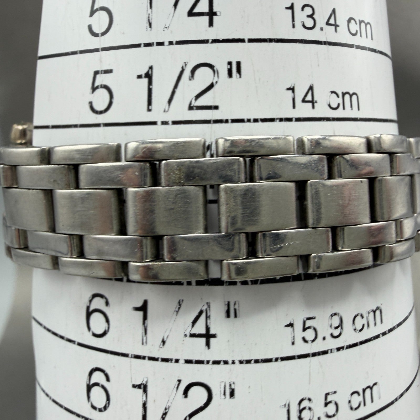 Seiko Watch Women 26mm Cream Dial Silver Tone Round V700-6K99 New Battery VTG10