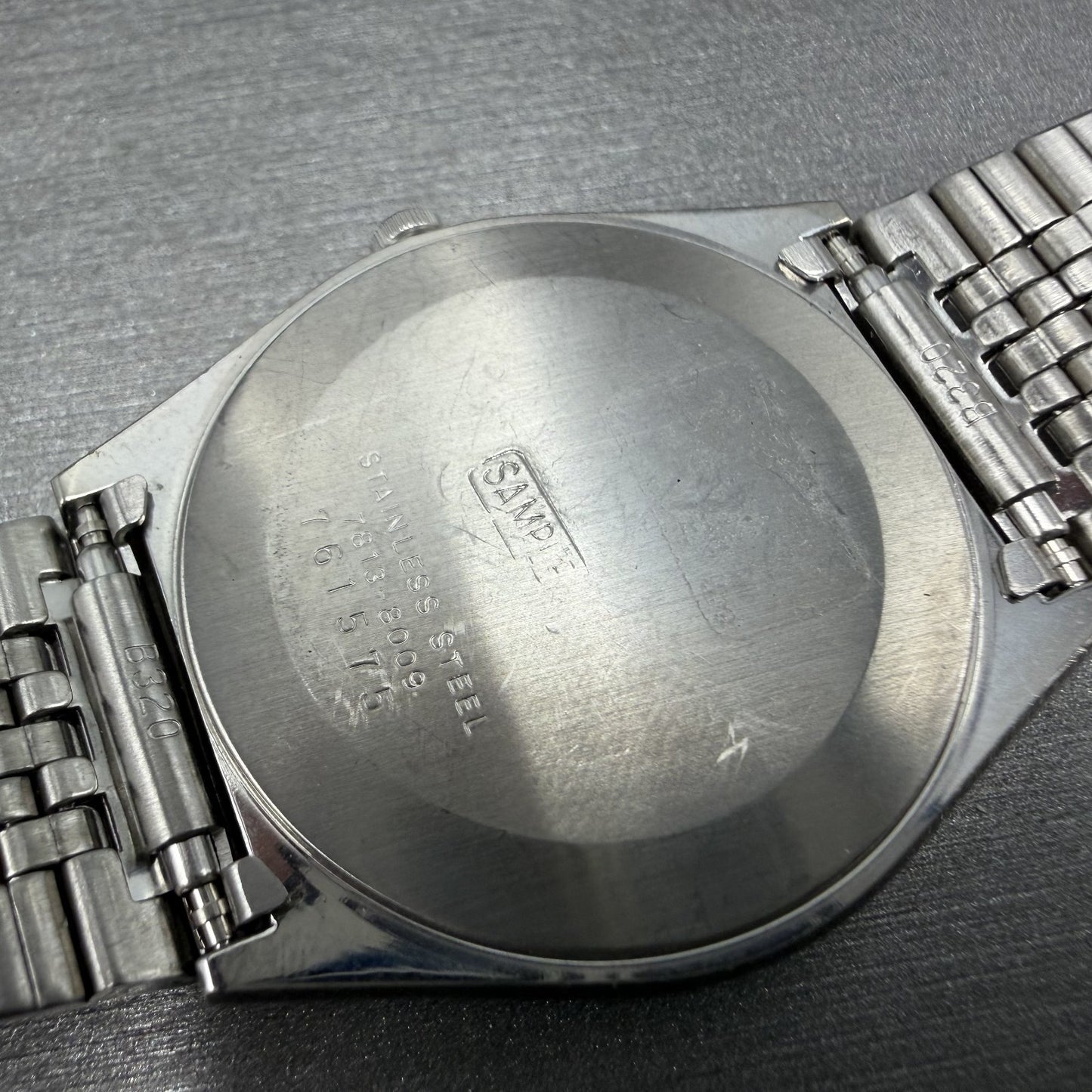 Seiko Watch Men 33mm Silver Dial Silver Tone Daydate Round 7813-8009 SAMPLE10