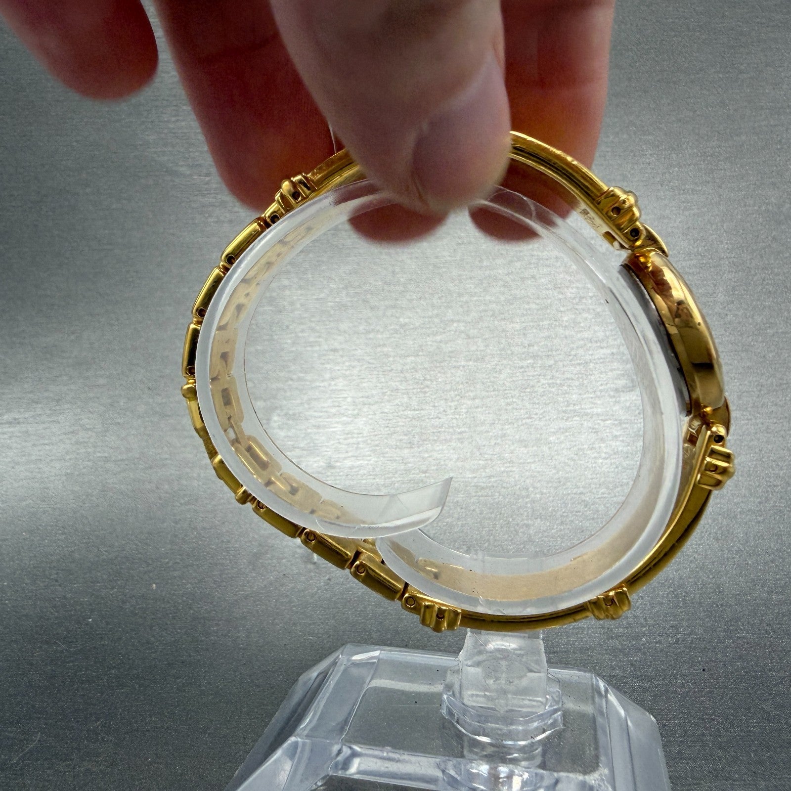 Seiko Watch Women 21mm Champagne Dial Gold Tone Round V400-1400 New Battery8
