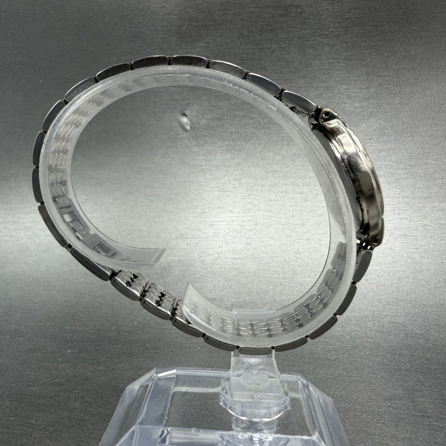 Seiko Watch Women 24mm Champagne Dial Two Tone Round V701-2C10 New Battery8