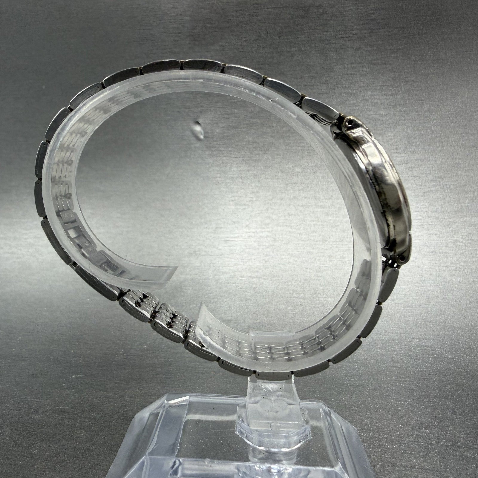 Seiko Watch Women 24mm Champagne Dial Two Tone Round V701-2C10 New Battery8