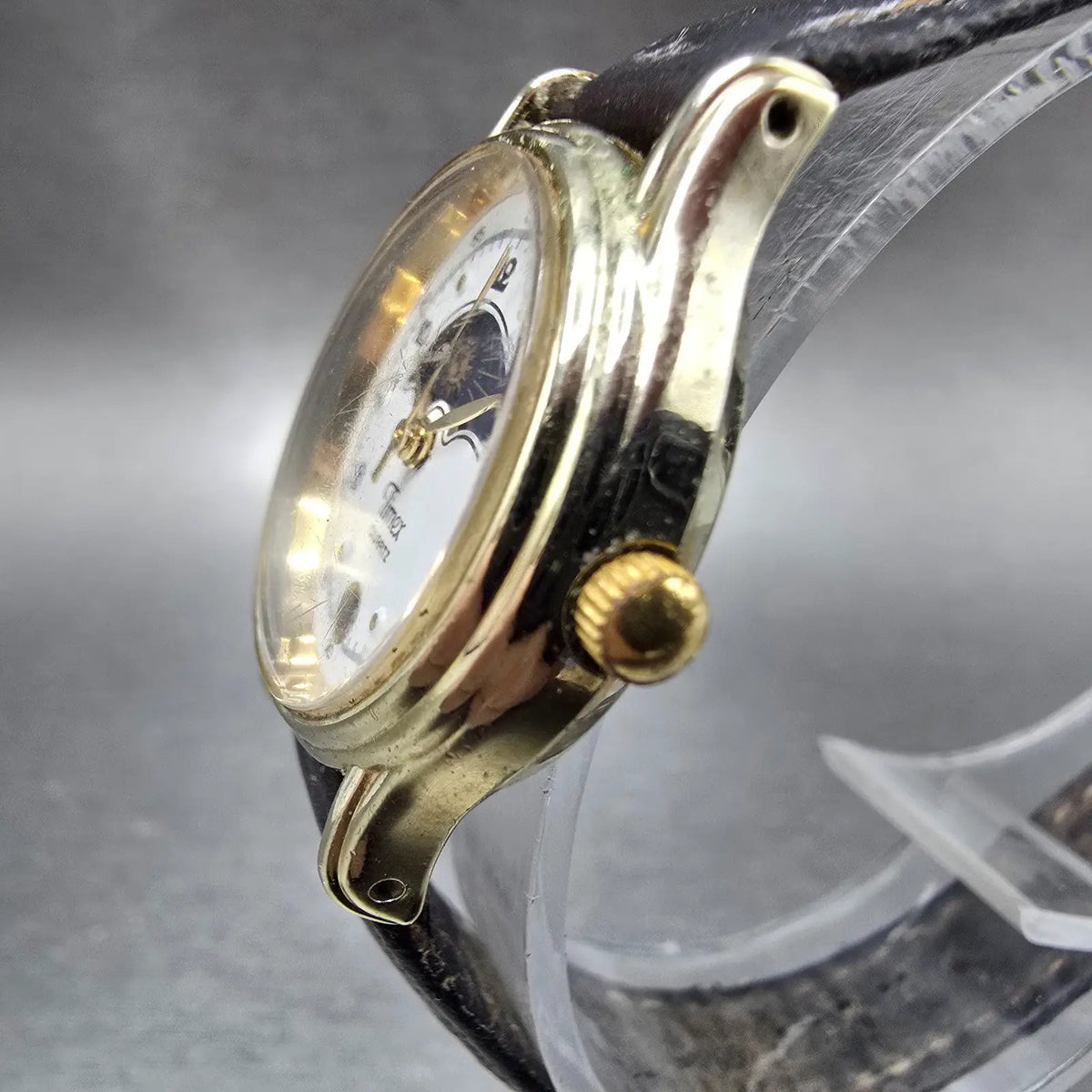 Timex Sun & Moon Watch Women 25mm White Dial Gold Tone Date Round New Battery2