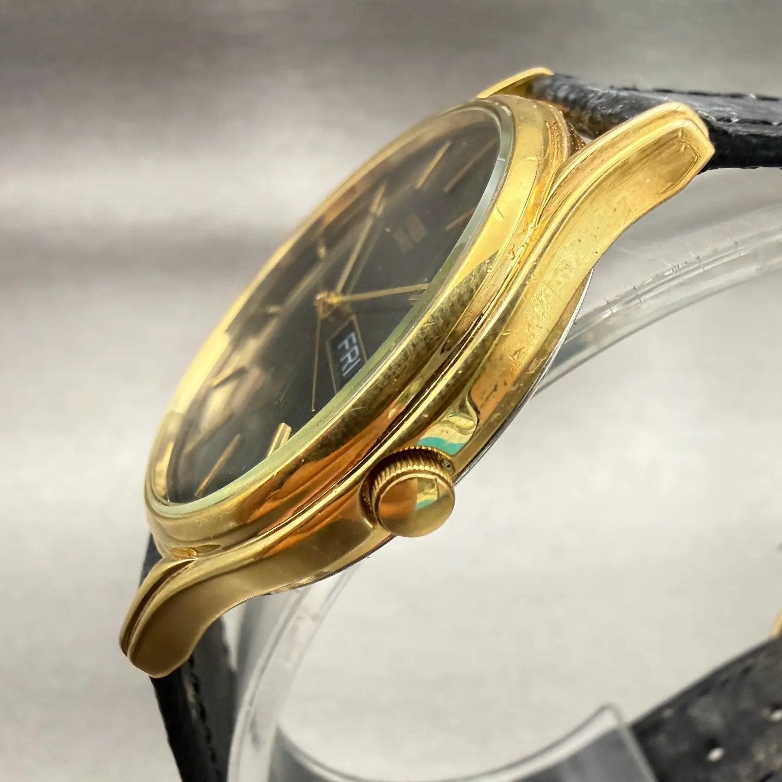 Citizen CQ Watch Men 34mm Black Dial Gold Tone Daydate Round 6100-S20269 New Bat2