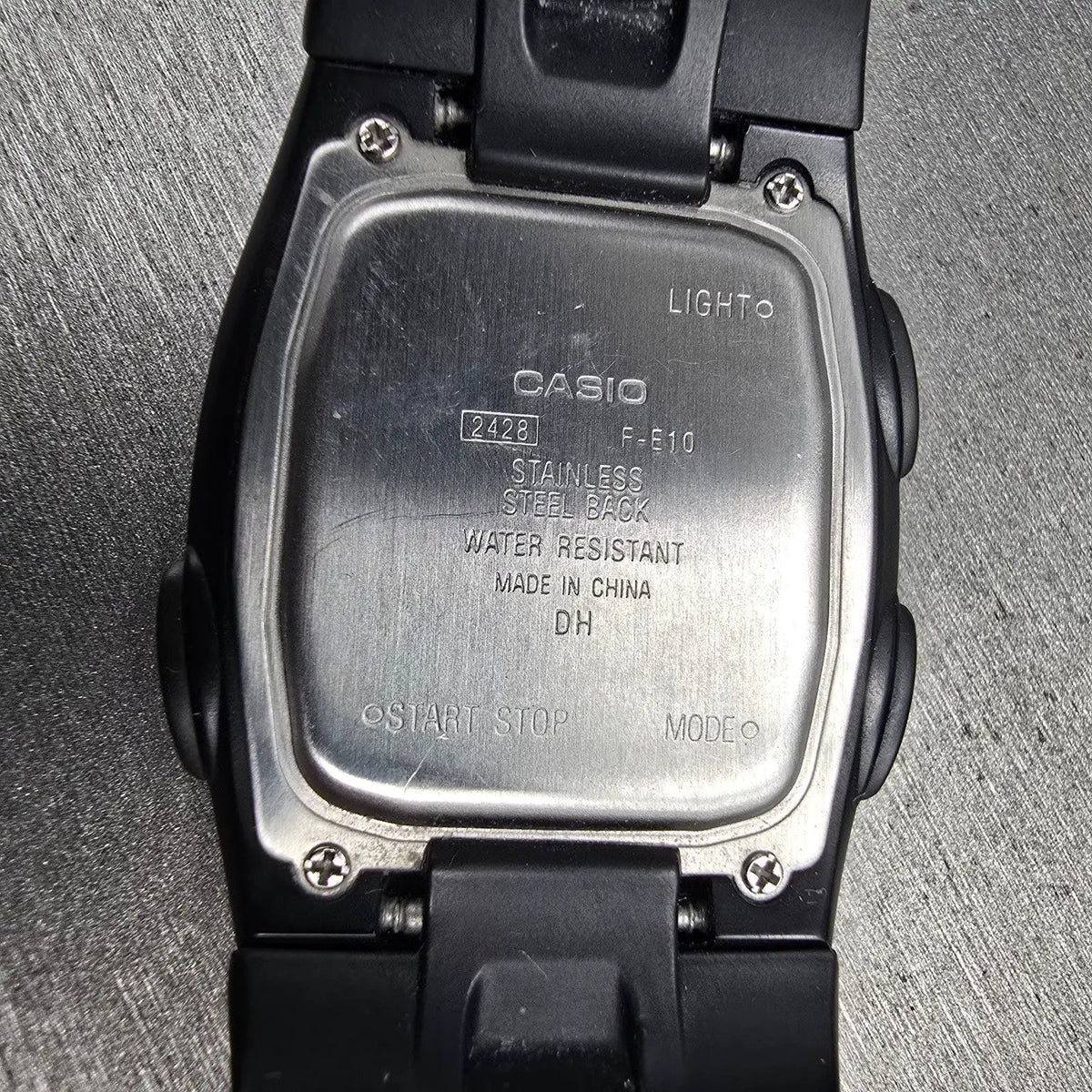 Casio F-E10 Digital Watch Men 35mm Black Silver Chrono Alarm Oval READ!! New Bat10