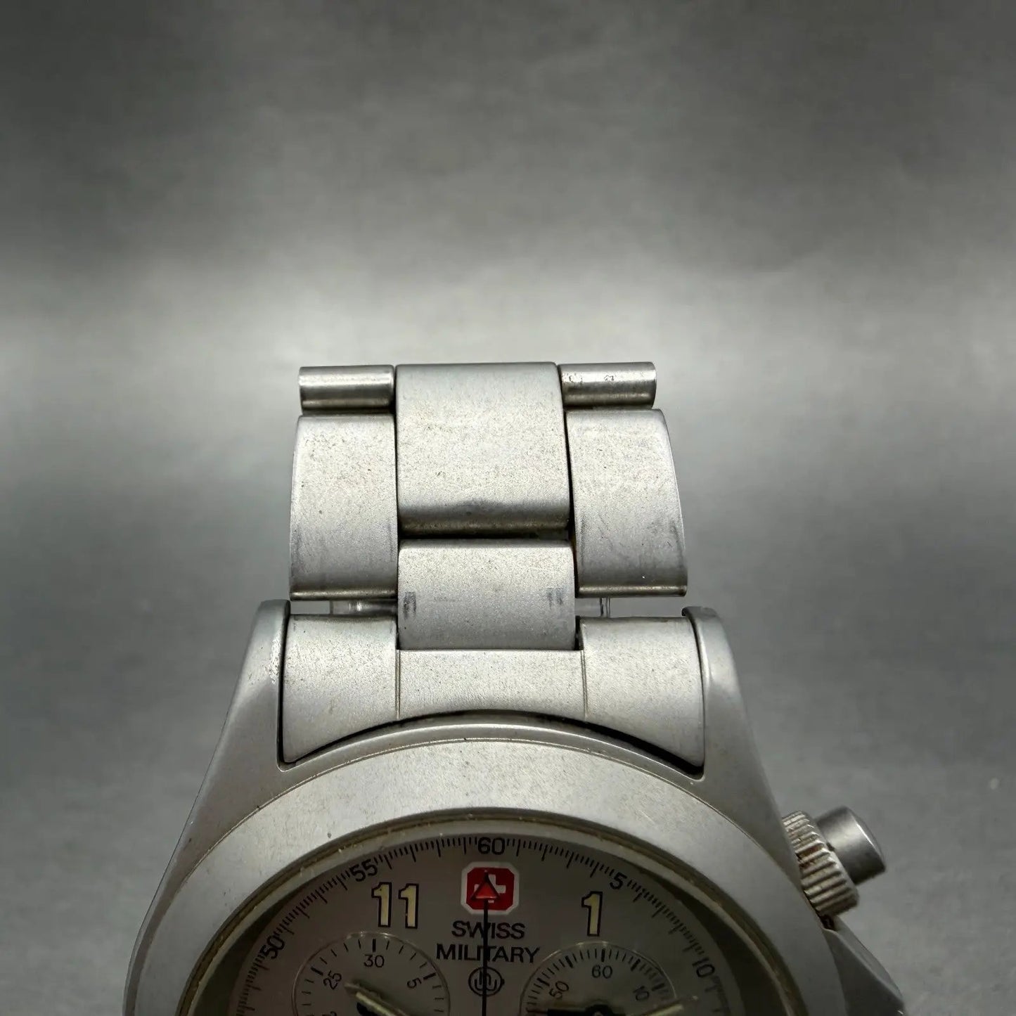 Swiss Military Chronograph Watch Men 37mm Silver Dial Steel Date 8304 New Batt4