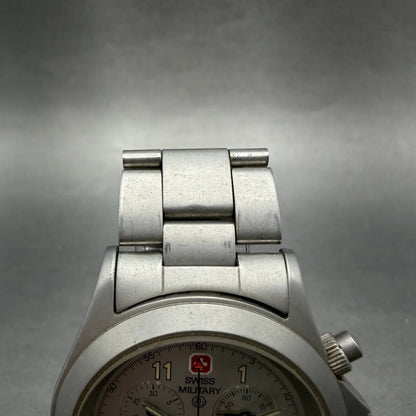 Swiss Military Chronograph Watch Men 37mm Silver Dial Steel Date 8304 New Batt4