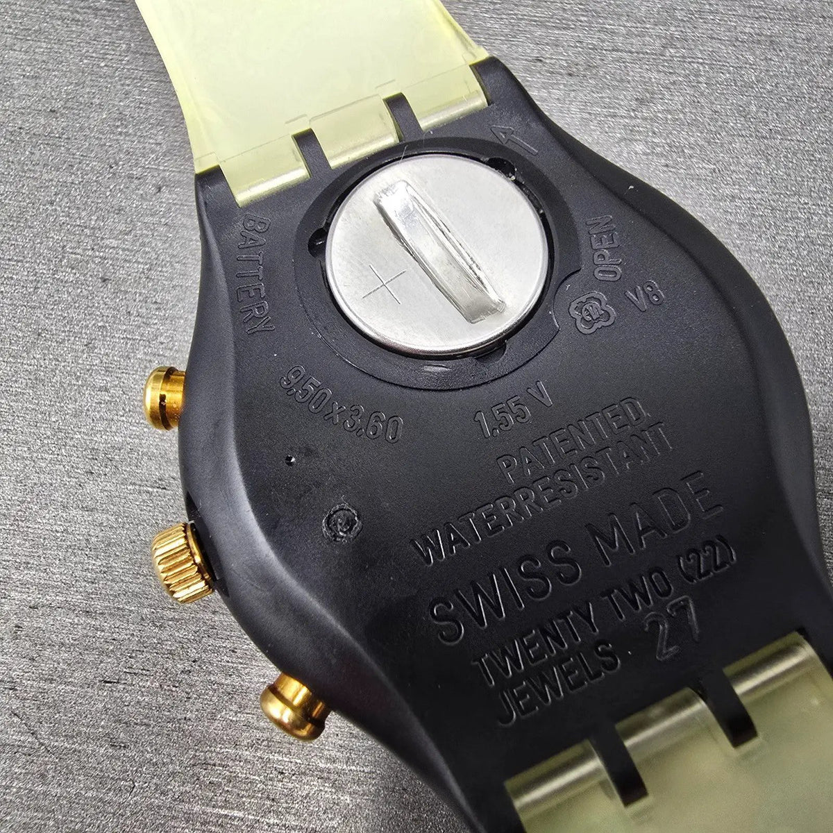 Swatch Chrono Award Watch Men 37mm Cream Dial Black Date SCB108 New Batt NOS14